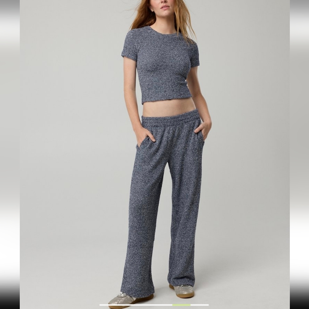 Aerie Boucle Set